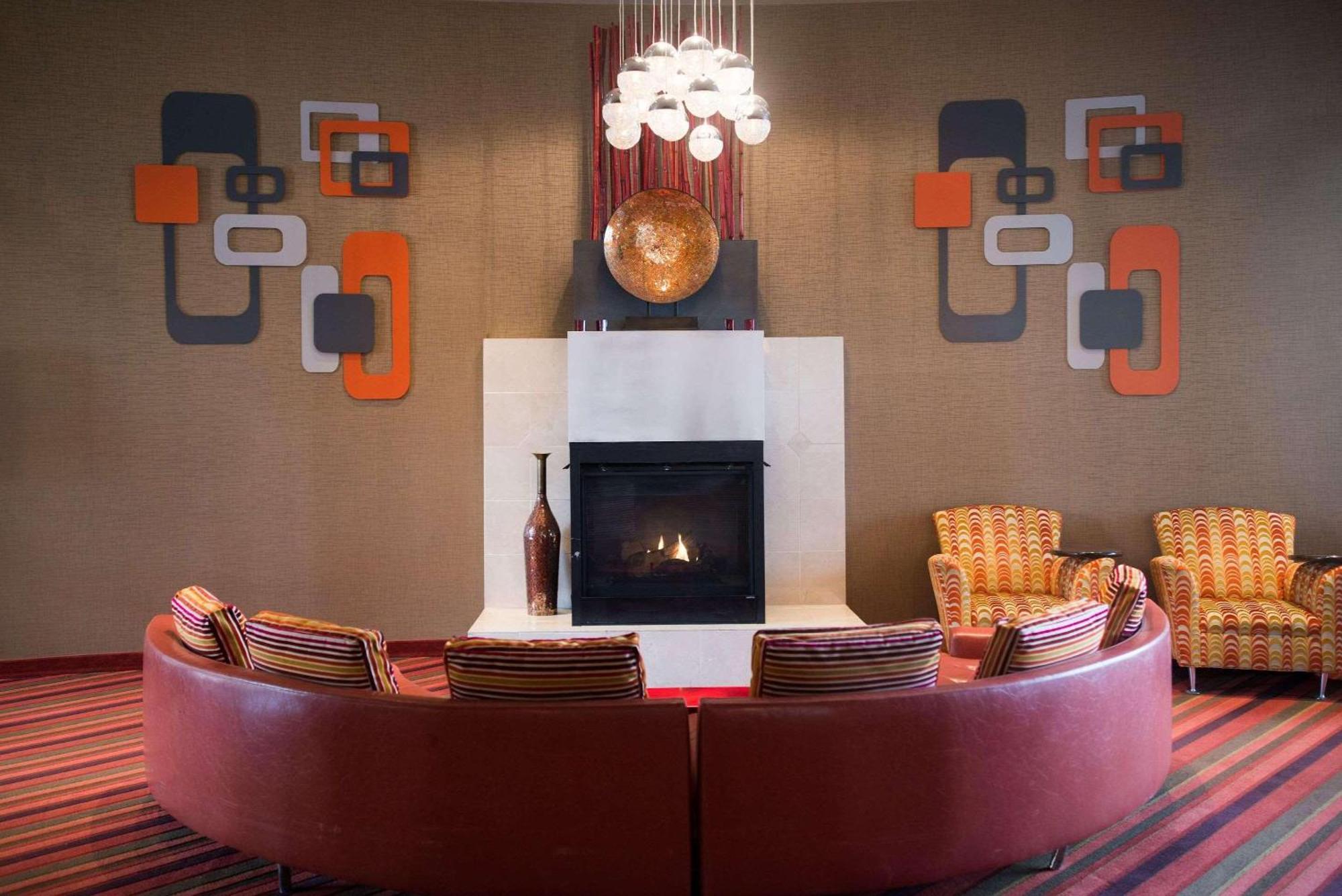 Radisson Duluth-harborview 3*